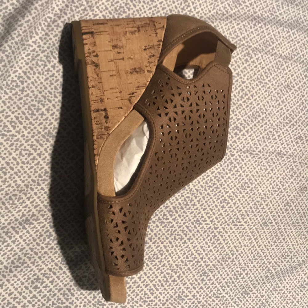 Flex stride wedges
